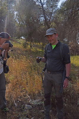 Marcel met gevangen Schneider's Skink (Eumeces schneideri)  