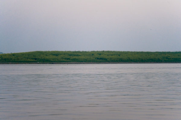 L'autre rive du Gange à Varanasi