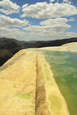 Colorful Hierve el Agua