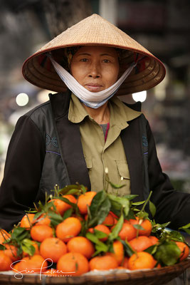 Fruit seller in Hanoi