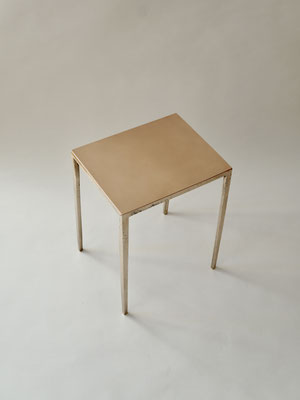 table 3 - 2024 -  silicon bronze cast with tin bronze plate, welded and polished - 48 x 37 x 30 cm