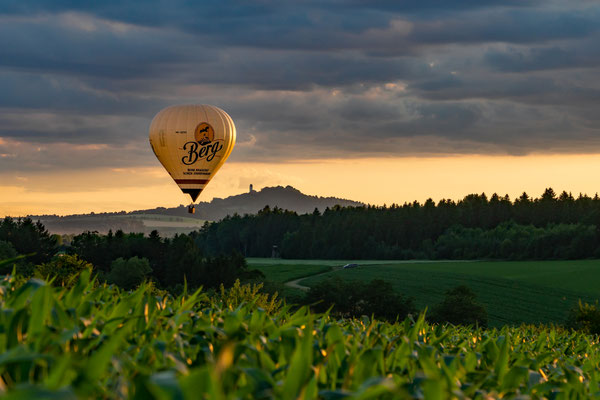 "Ballonfahrt im Winkel" von Ralf Flinspach (08.2025)