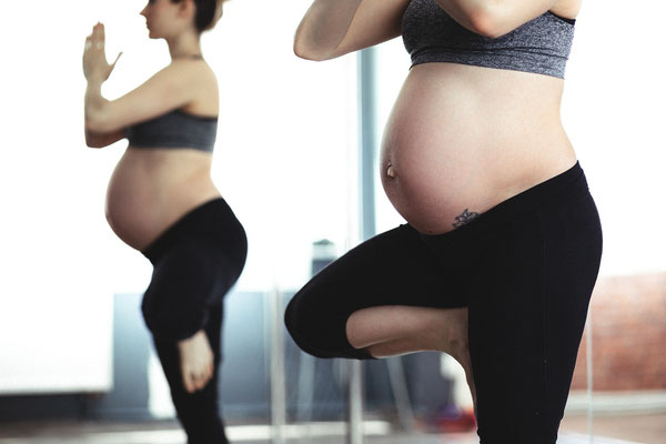 Kundalini Yoga Kurs für Schwangere im Kundalini Yoga Zentrum BLISS Hannover • Bild © Pixabay