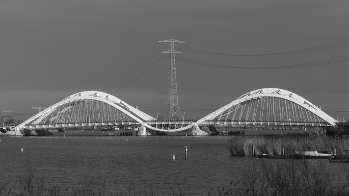 21 Enneüs Heermabrug