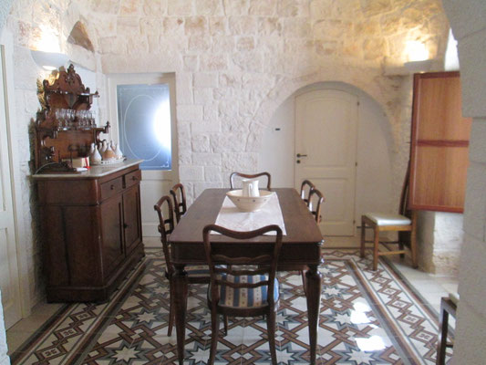 Trullo San Michele - Sala da pranzo