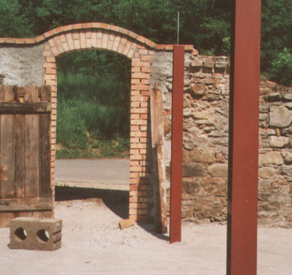 Eingang 2001