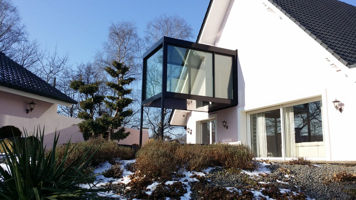 Wintergarten Kubus Stützen 3- fach- Verglasung Sonnenschutz Beschichtung
