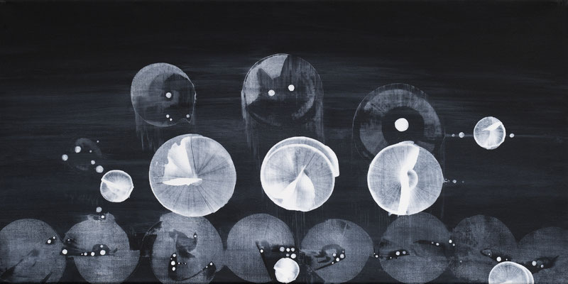Moonlight 02, 2024, Acryltinte auf Canvas, 40 x 80 cm