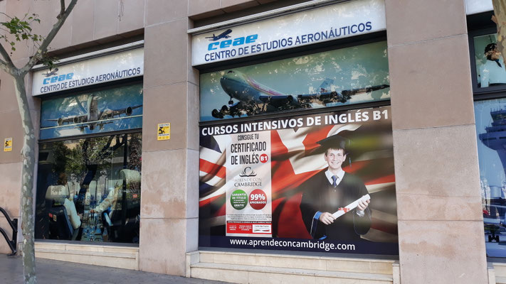 ofrecemos la oportunidad de establecer su negocio en una oficina en alquiler junto al puerto de alicante, un entorno dinámico y con gran potencial comercial.
