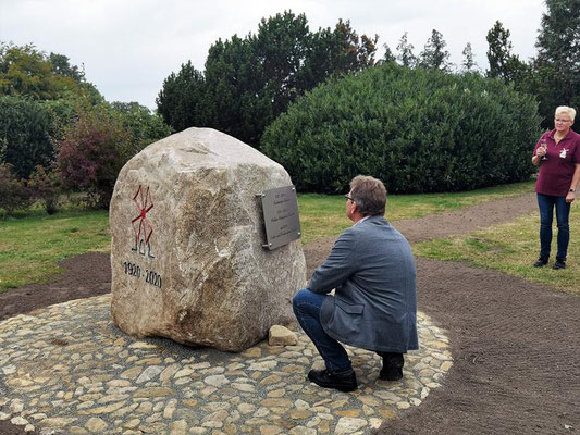 Enthüllung Gedenkstein Jubiläum 100 Jahre