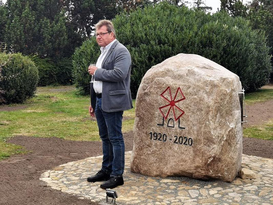 Enthüllung Gedenkstein Jubiläum 100 Jahre