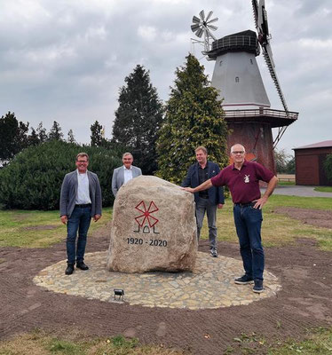 Enthüllung Gedenkstein Jubiläum 100 Jahre