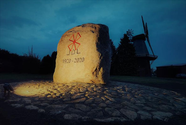 Enthüllung Gedenkstein Jubiläum 100 Jahre