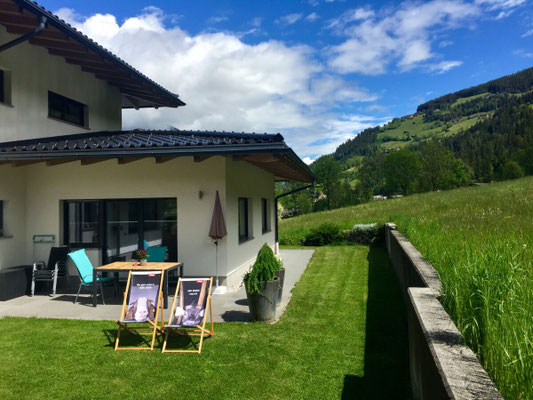 Privatgarten für unser Gäste - Apartment Sonnalm - Apart Rauch Zillertal