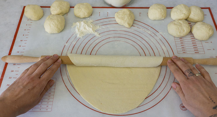 Lavash- Fladenbrot aus der Pfanne