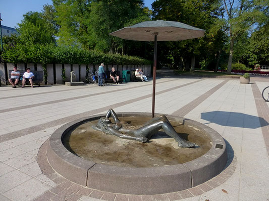 Brunnen am Kurplatz in Karlshagen.