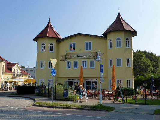 Hotel Dünenschloss am Strandvorplatz in Karlshagen auf Usedom.