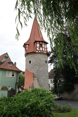Weißer Turm. Turm der Stadtummauerung aus dem 16. Jh.