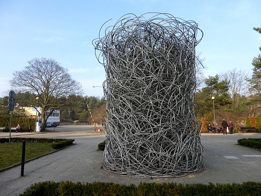Glaskunst an der Strandpromenade.