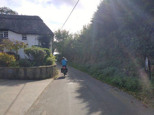 Radfahren auf der linken Straßenseite... etwas gewöhnungsbedürftig :-)