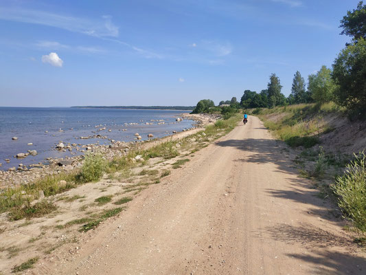 An der Westküste Lettlands entlang am Meer