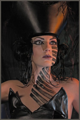 Model: Falanta Arton©