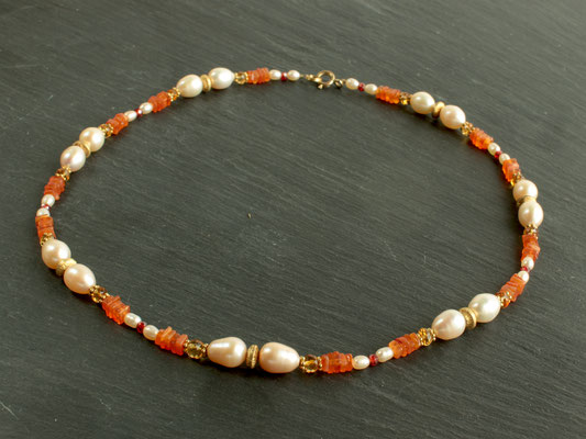 Unikatkette aus Perlen, Karneol und Citrin