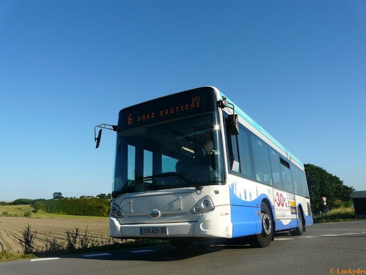 Heuliez Bus GX127 N°21, La Passagère