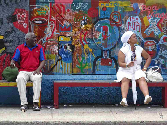 En attendant l’autobus - La Havane (Cuba) 2019