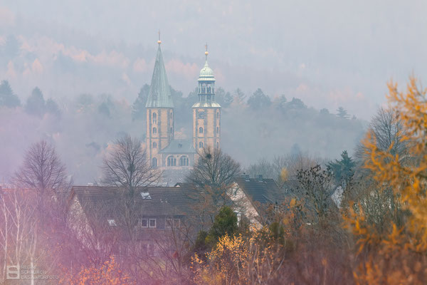 Marktkirche Goslar, November, Ansichten & Aussichten - Foto: Regine Schadach - Canon EOS R5 - Canon RF 100-500mm F4.5-7.1 L IS USM