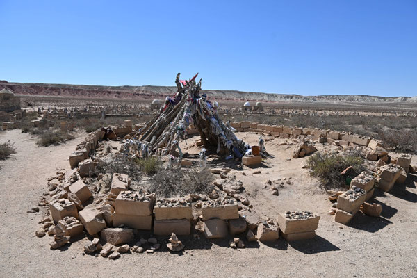 Turkmenistan, Sufiheiligtum Götzli Ata
