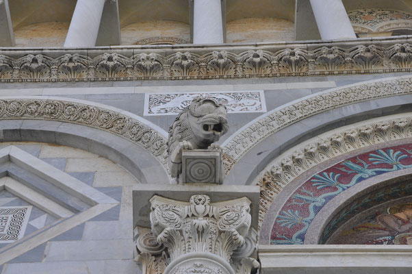 Italien, Pisa, Platz der Wunder mit dem schiefen Turm