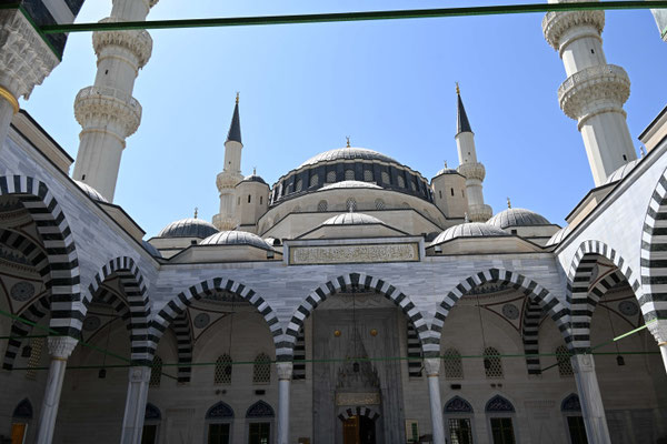 Turkmenistan, Ashgabad, Blaue Moschee