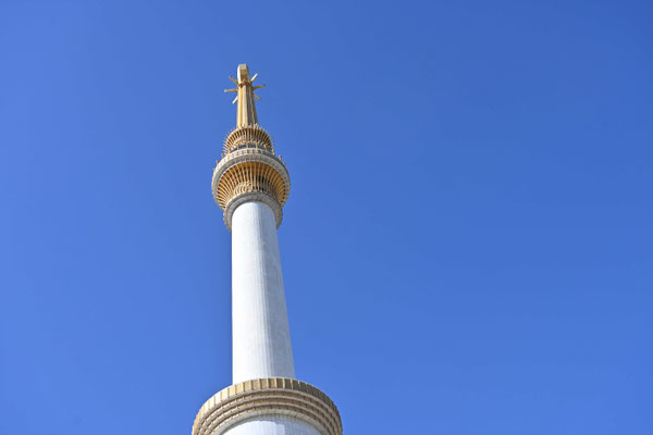 Turkmenistan, Ashgabad, Unabhängigkeitsdenkmal