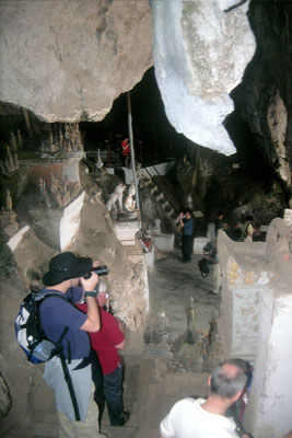 Laos, Pak Ou Höhle am Zusammenfluss Mekong und Nam Ou Fluss