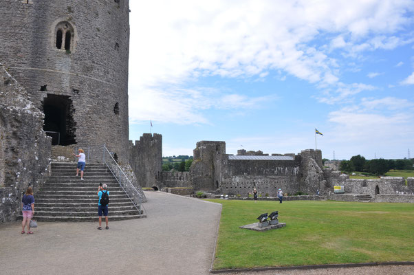 Wales, Auf dem Weg nach Irland: Station in Pembroke, Normannenburg