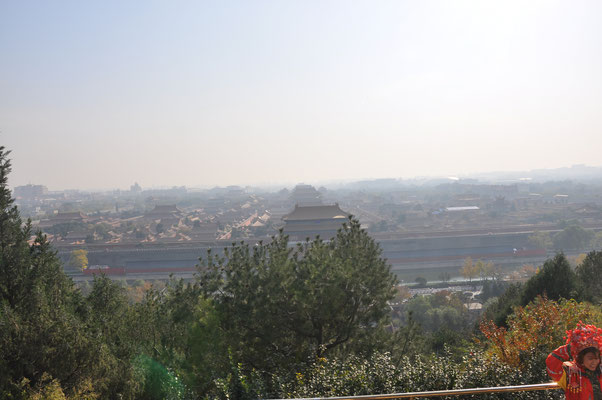 China, Peking, Kohlehügel mit buddhistischem Tempel