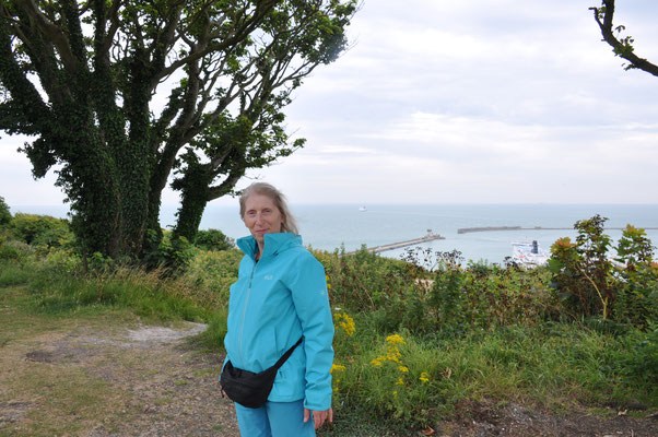 England, Auf dem Weg nach Irland: Station am Kreide Felsen von Dover