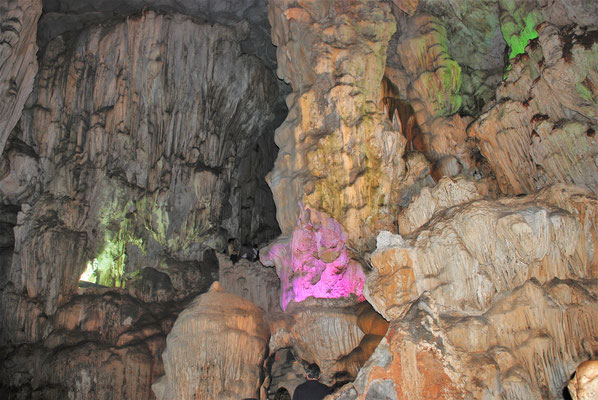 Vietnam, Besuch der Thien Cung Grotte