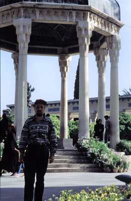 Iran, Shiraz, Grabmahl des Dichters Hafiz