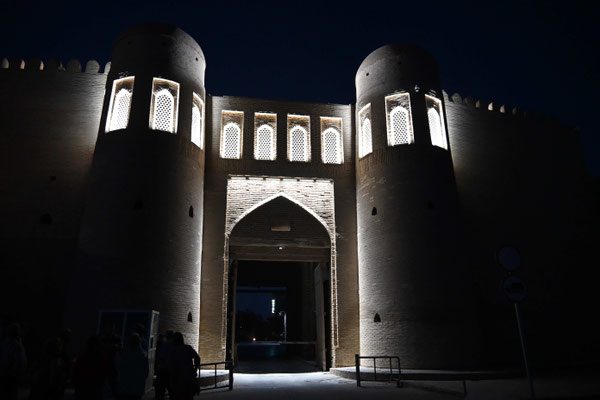 Usbekistan, Oase Chiwa bei Nacht