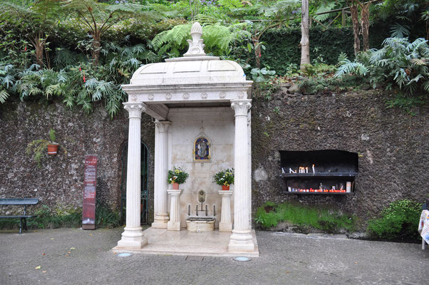 Madeira, Kirche  Igreja Matriz de Nossa Sennora do Monte , Grab Kaiser Karl I. von Österreich