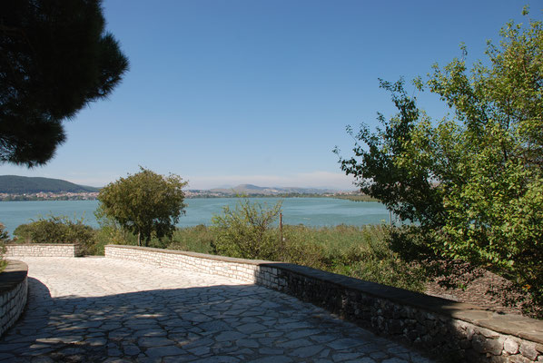 Griechenland: Ioannina, Ausflug auf Insel im See mit dem Kloster von Ioannina