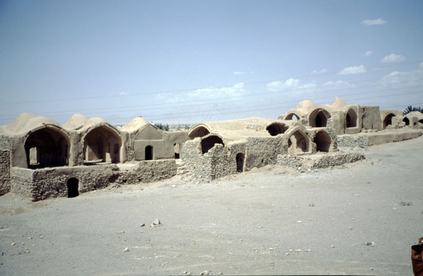 Iran, Yazd, Totenhäuser der Zoroastrier