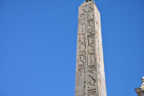 Italien, Rom, Piazza di Monte Citorio mit der Sonnenuhr Kaiser Augustus