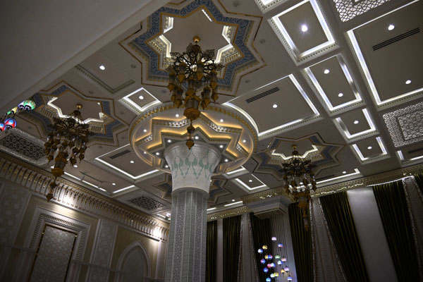 Usbekistan, Oase Chiwa bei Nacht, Restaurantbesuch