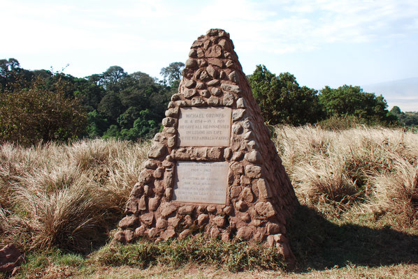 Ngorongoro Krater, Grab von Bernhard und Michael Grzmik 