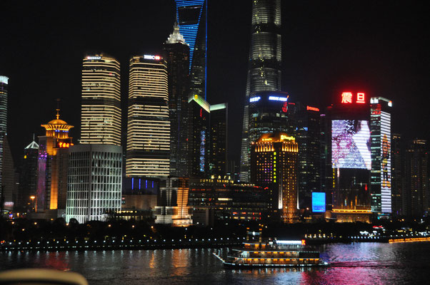 China, Shanghai bei Nacht