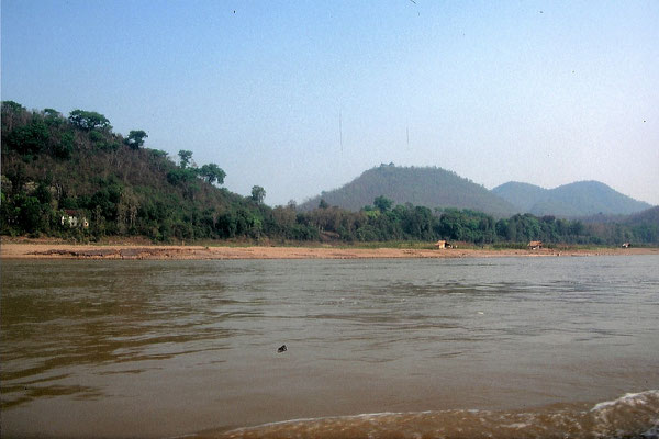 Laos, Bootsfahrt auf dem Mekong