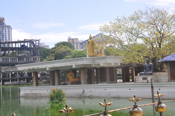 Sri Lanka, Colombo Stadtrundfahrt, Buddha Tempel, Halle der Unabhängigkeit